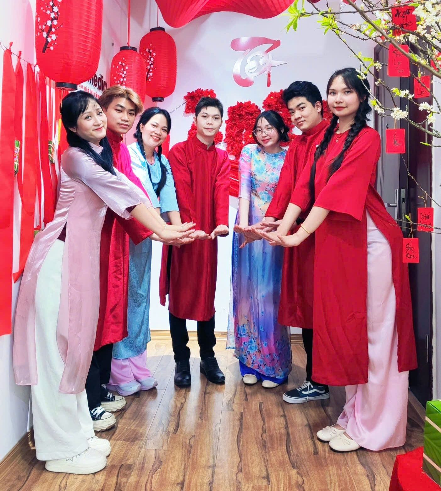 HAZO VIỆT NAM CHÚC MỪNG NĂM MỚI 2026